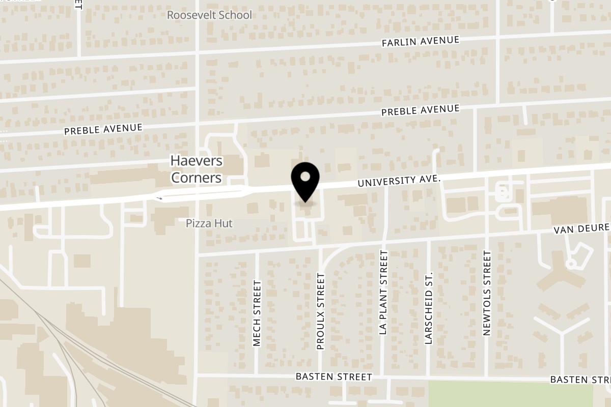 Map showing the location of The Spices Restaurant & Bar Green Bay on 1860 University Ave in Green Bay